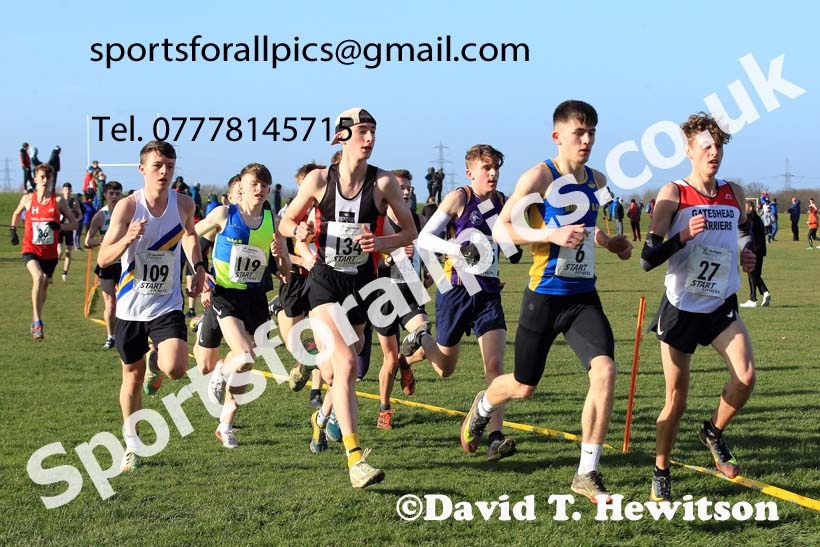 Mens under-17s 2022 Northern Cross Country Champs., Pontefract. Photo: David T. Hewitson/Sports for All Pics